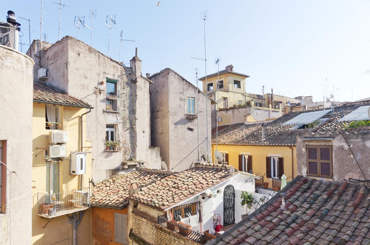 Studio Vicolo De Renzi Trastevere Rome Exterior photo