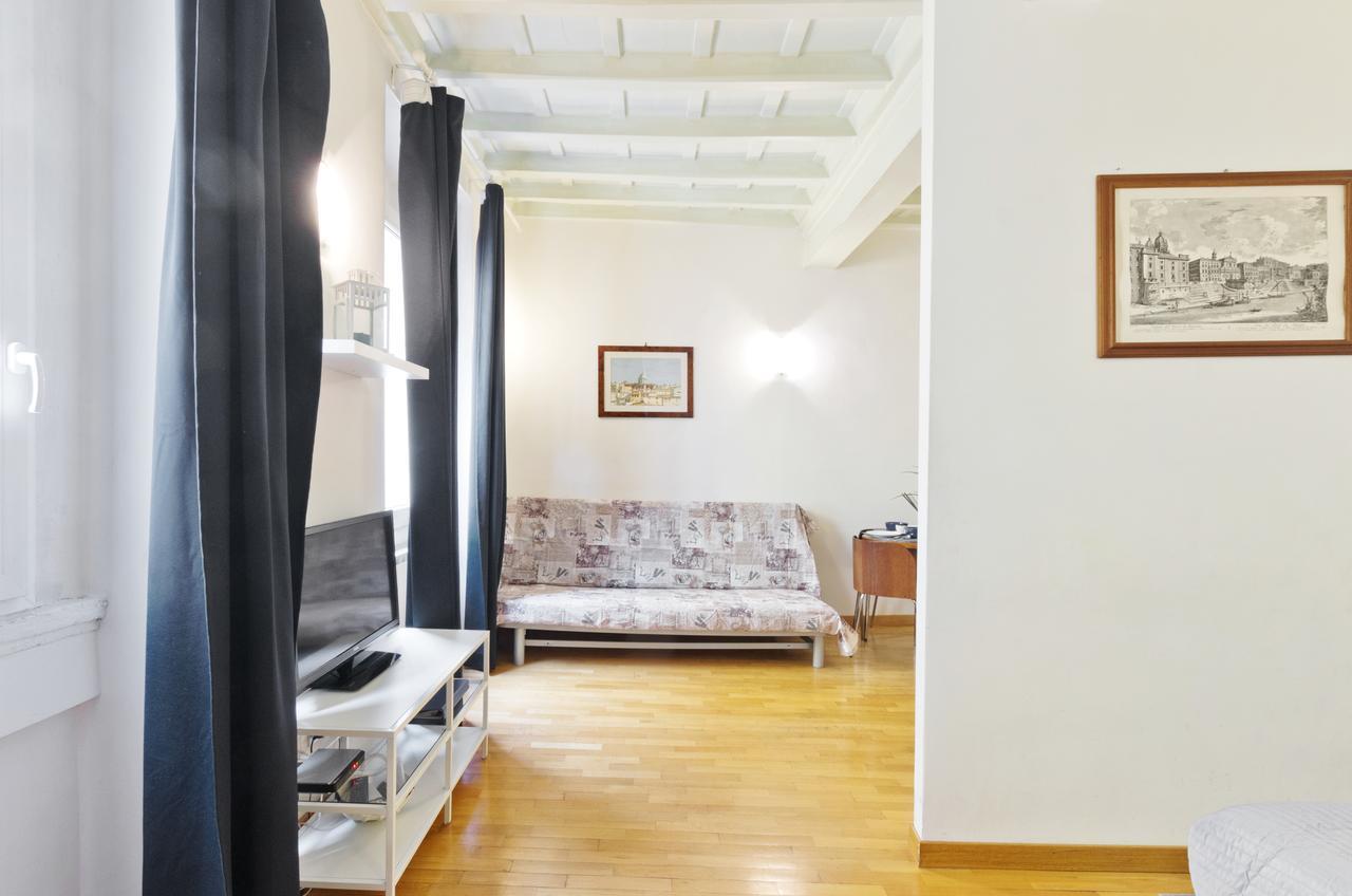 Studio Vicolo De Renzi Trastevere Rome Exterior photo